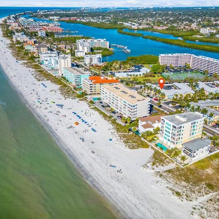 Gulf Coast Gem Private Condo - 2Bed, 1Bath, Sleeps 6, Across The Street From Beach & Gulf, Game Room, Pool Clearwater Beach Esterno foto